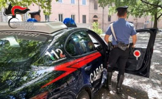 Porto Sant’Elpidio - Violenze e minacce di morte, 24enne arrestato